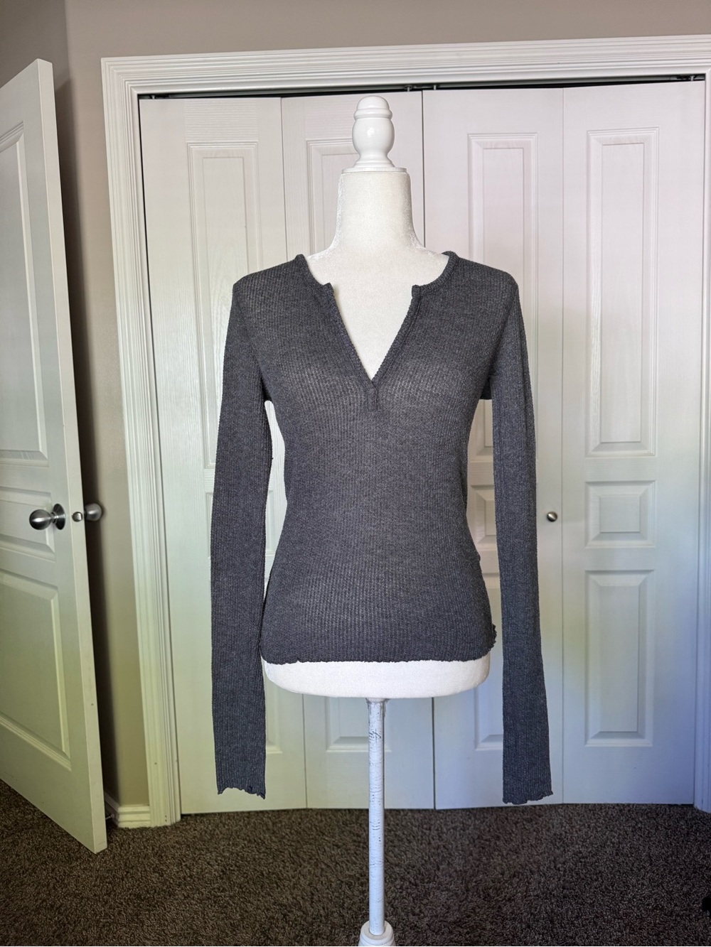 Out From Under V Neck Long Sleeve Tee size Small